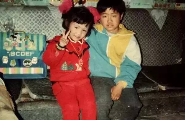 90后小时候爆款衣服,00后童年记忆中最深的衣服