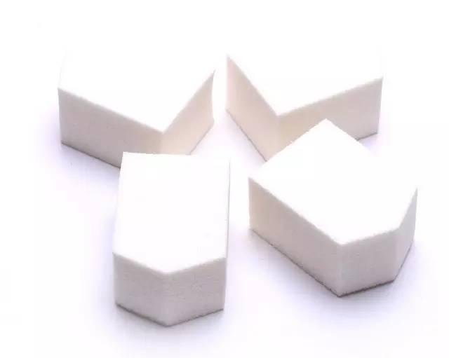 化妆工具挑牌子吗,化妆工具选不好会怎样