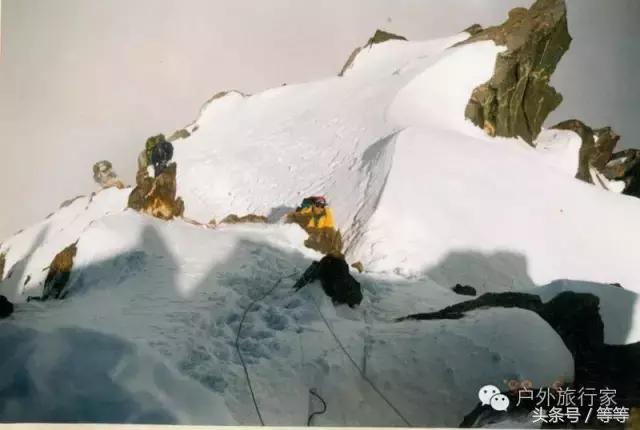 博格达峰登顶需要什么手续,博格达攀登视频教程