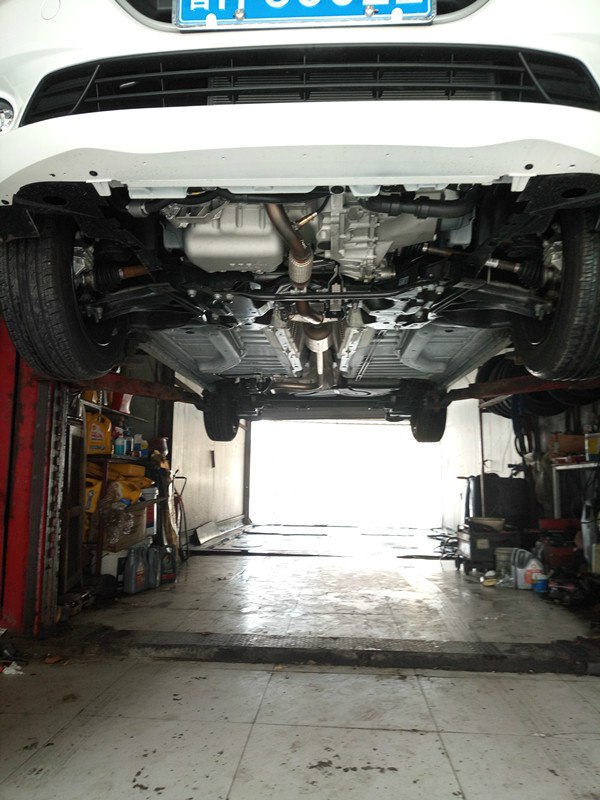 新款标致301幸福版,标致301旅行