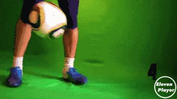 花式足球起球教学慢动作,马塞洛起球法足球教学