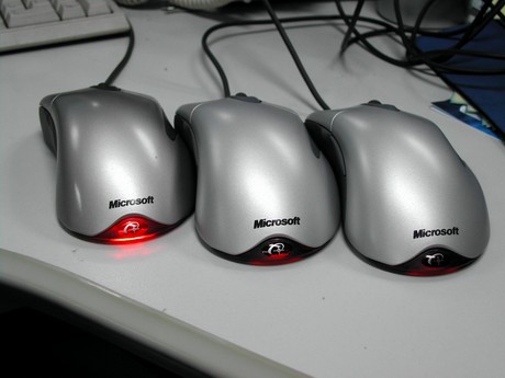 目前公认最好的游戏鼠标,目前最好的游戏鼠标