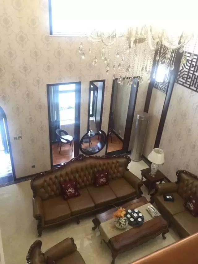 卧室装成什么样子好看,客厅装成这样好吗