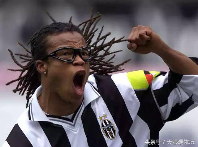 进击的后腰！从清道夫到进攻枢纽的时代