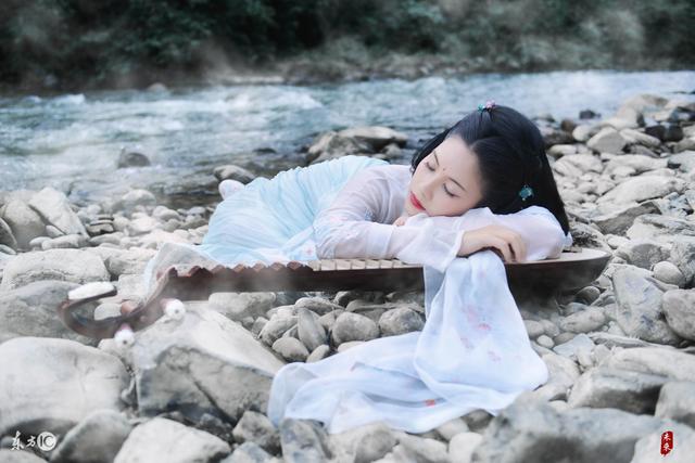 小说发现真相,小说发现幕后黑手的引子