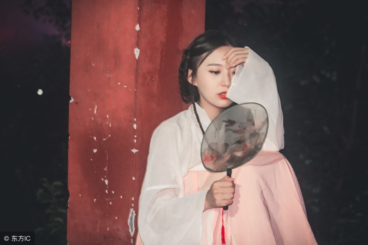 小说：姨母没想到一直以来都可随意揉搓的她，忽然就生出了爪牙