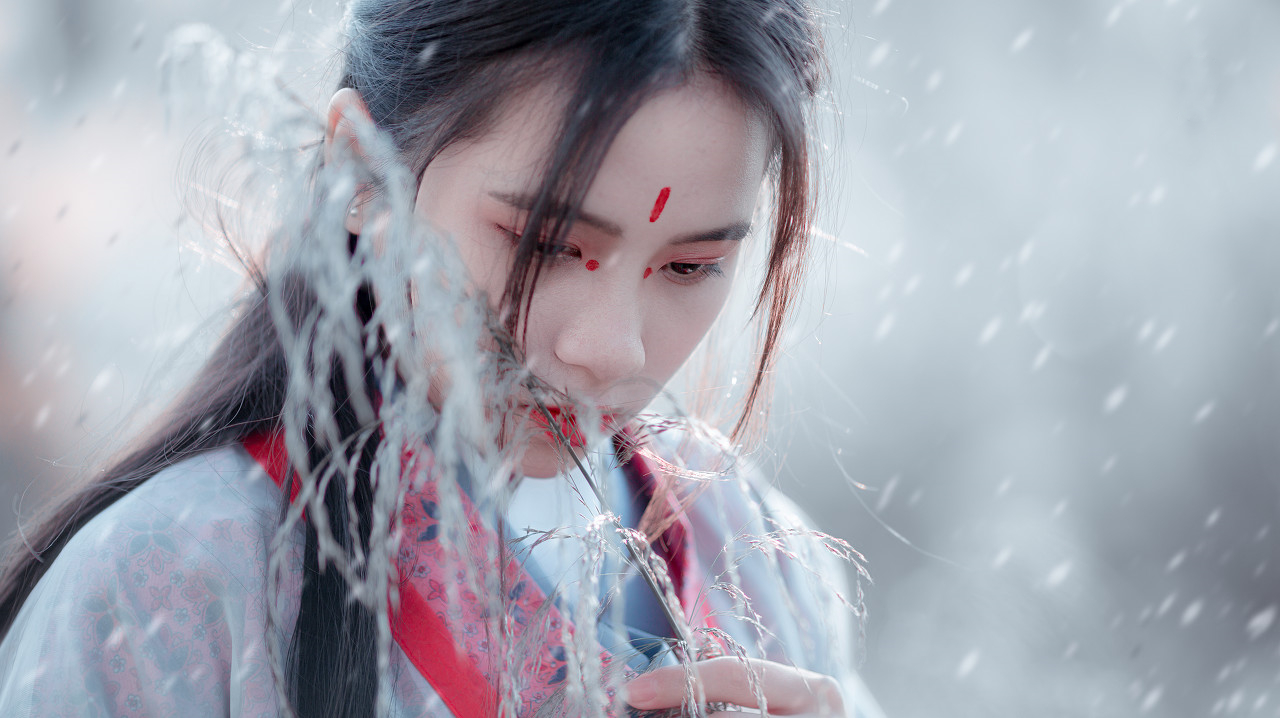 奶奶去世孙子不回去,奶奶离世孙子没能见上最后一面