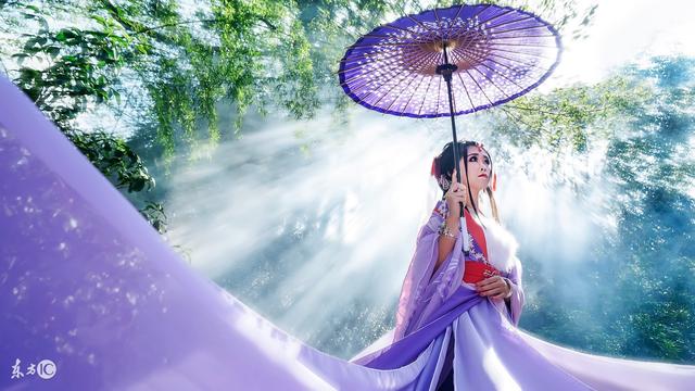 小说：退休大姨穿越后，先给亲闺女传送点大金链子小翡翠。