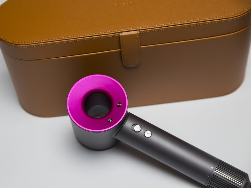 一千块的戴森吹风机是真的吗,300块钱戴森