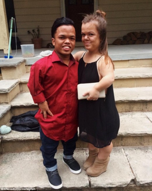 昆明小人国的人一般多高,昆明小人国年龄最小的人是谁