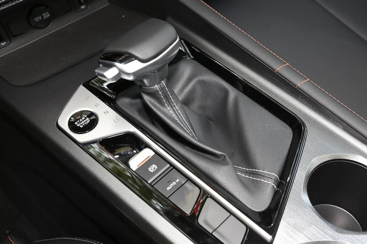 15万想买大空间家用suv这几款真香,油耗最低的suv10万左右