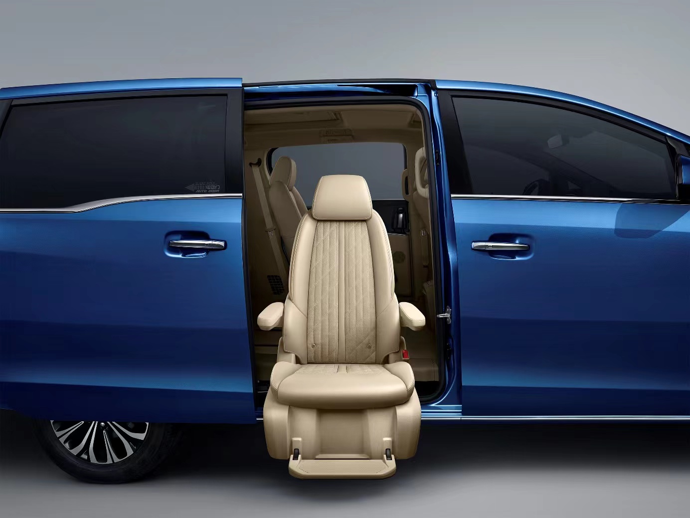 2020款全新别克gl8上市,全新一代别克gl8申报图曝光