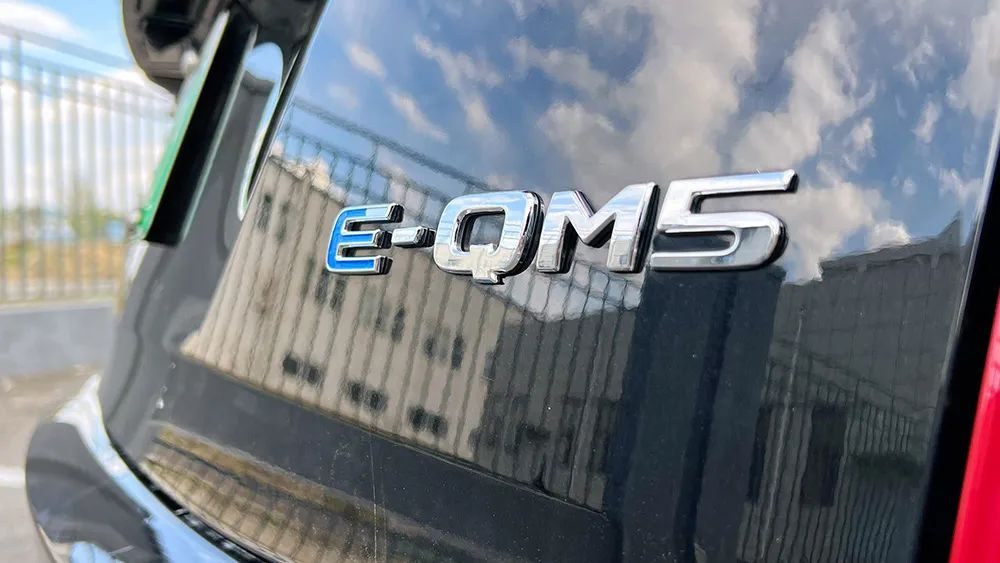 23年红旗e-qm5用车感受,新能源红旗e-qm5落地