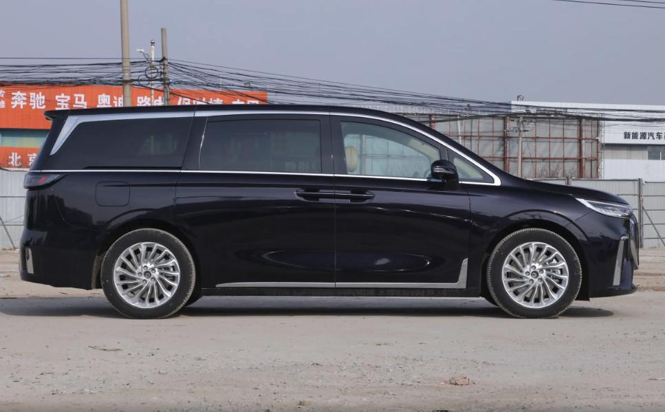 新能源mpv岚图梦想家,新能源mpv买混电还是纯电