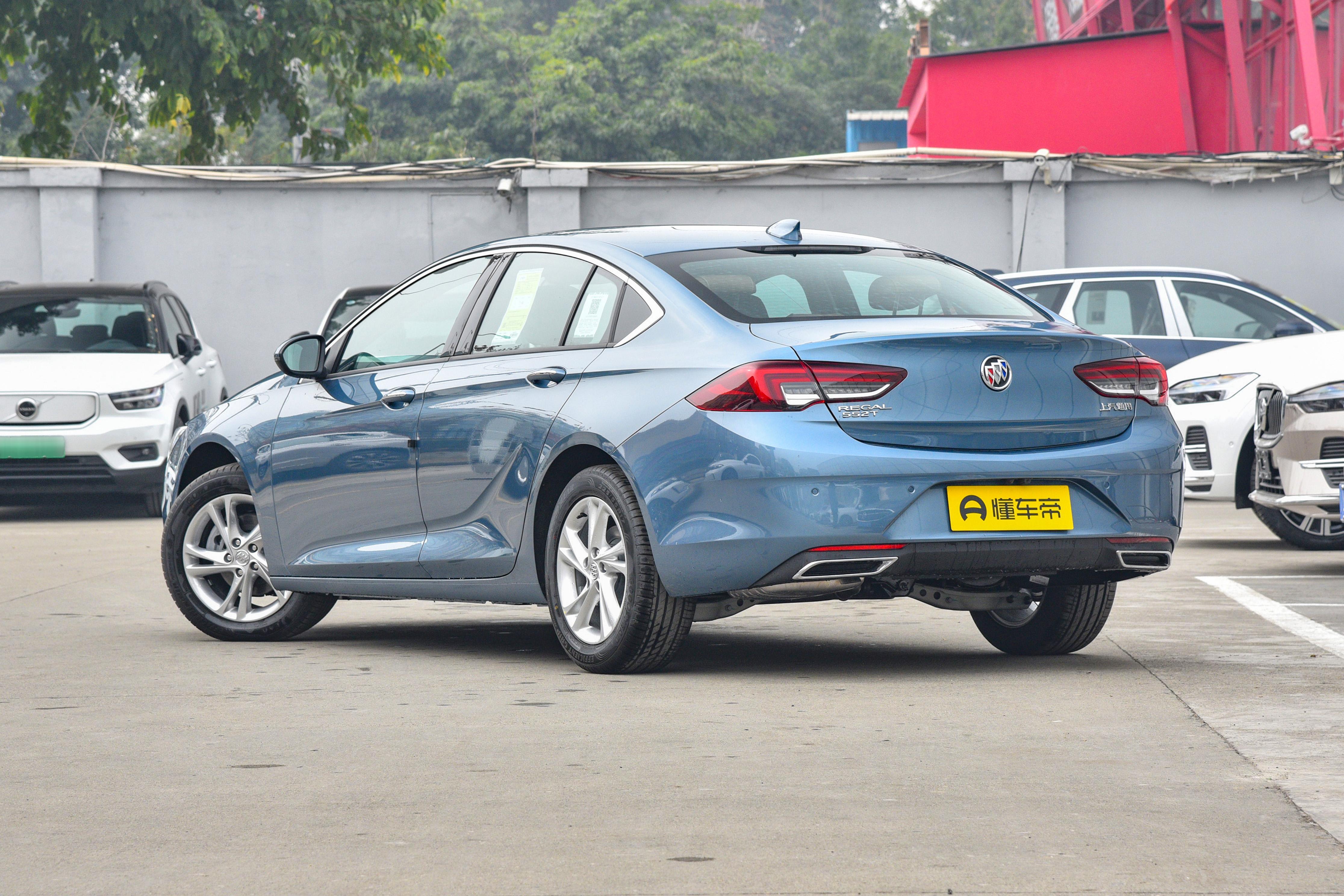 最新别克君威2.0t驾驶感受,别克君威2.5t发动机