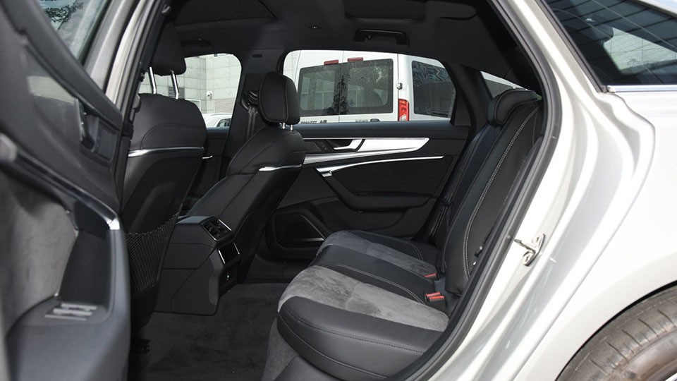 能上绿牌的混动车十几万,能上绿牌的比亚迪汽车