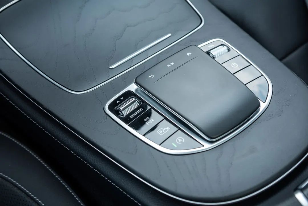 试驾奔驰E300L豪华运动版,进口奔驰e300