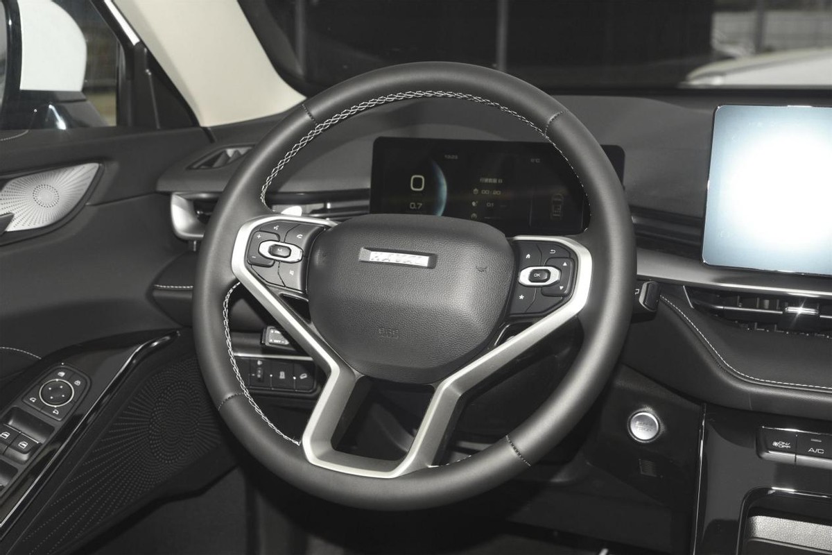 体验哈弗h6,体验哈弗h6国潮冠军版