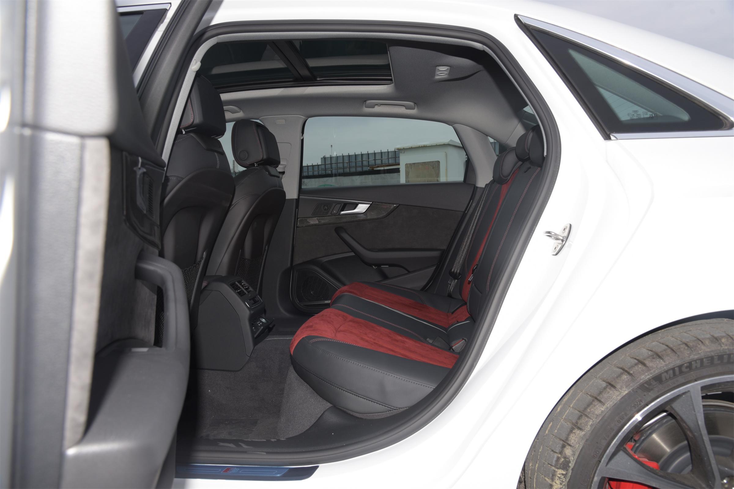 2022款奥迪a4l45tfsiquattro配置,奥迪a4l2019款45tfsiquattro