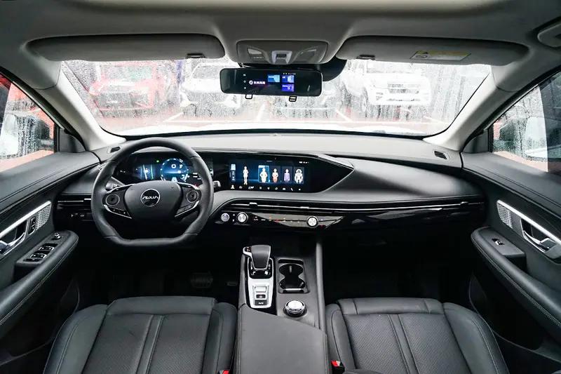 东风风神皓极燃油版有哪些优势,试驾燃油版东风风神皓极