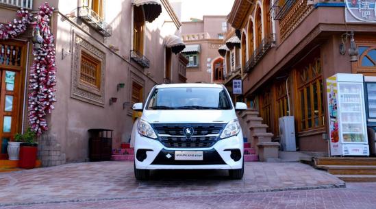 外媒看中国清洁能源产业,新能源顶配菱智