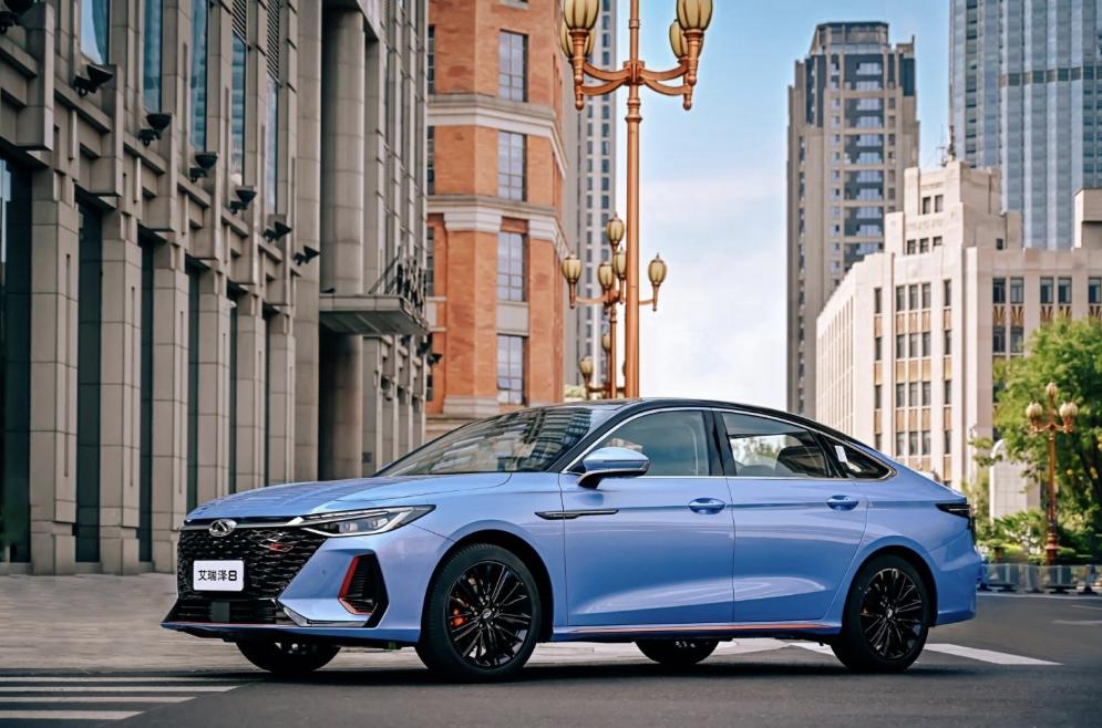 奇瑞艾瑞泽8最新测评,新款奇瑞艾瑞泽8测评