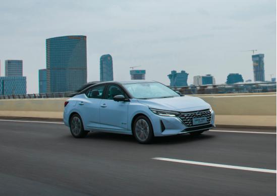 解读2023款超混电驱轩逸，13.89万起百公里油耗3.96L，值得买吗？