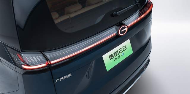 体面的商务电车,体面的汽车