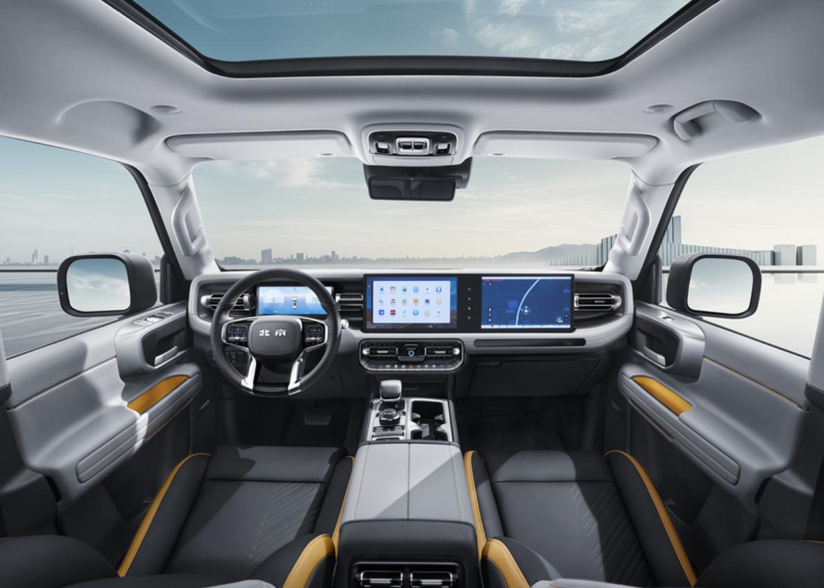 bj40城市猎人版越野实测,bj40环塔冠军版和坦克300征服者