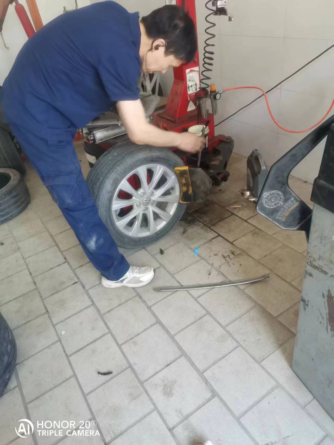 大众朗逸保养视频教程,朗逸保养提示怎么消除