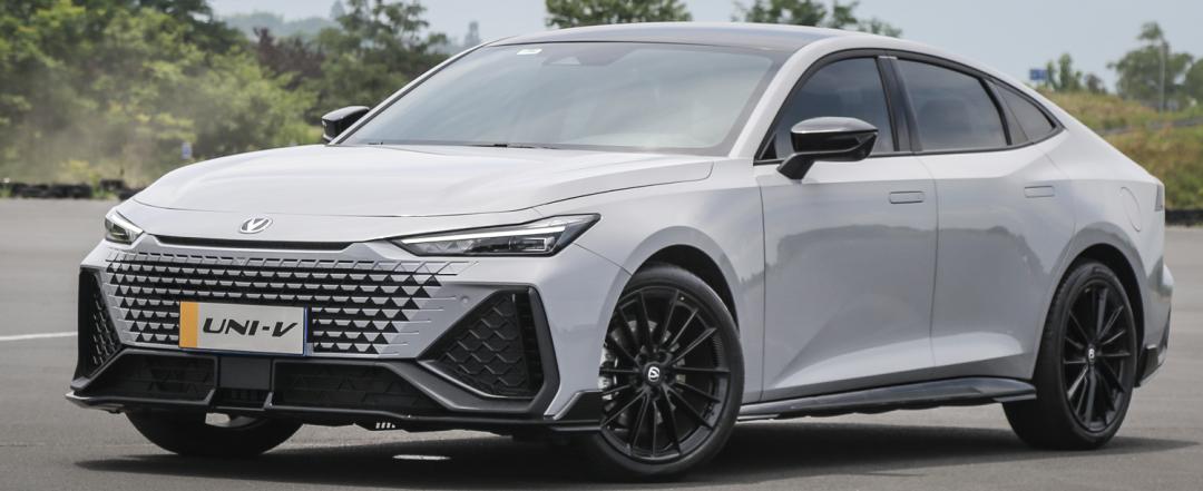 有11款的别克英朗吗,车是国产的好还是合资的好