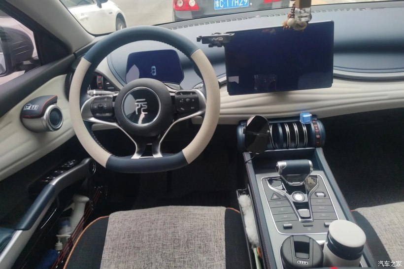 鐗瑰埆鐨勭ぜ鐗╃粰鐗瑰埆鐨勪綘,鐗瑰埆鐨勭ぜ鐗╃粰鐗瑰埆鐨勪汉