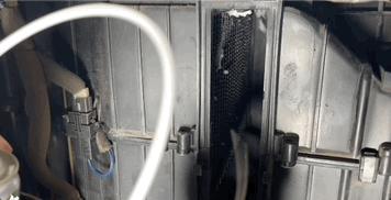 汽车空调有臭味洗了蒸发箱还是有,汽车空调有异味应该清洗什么