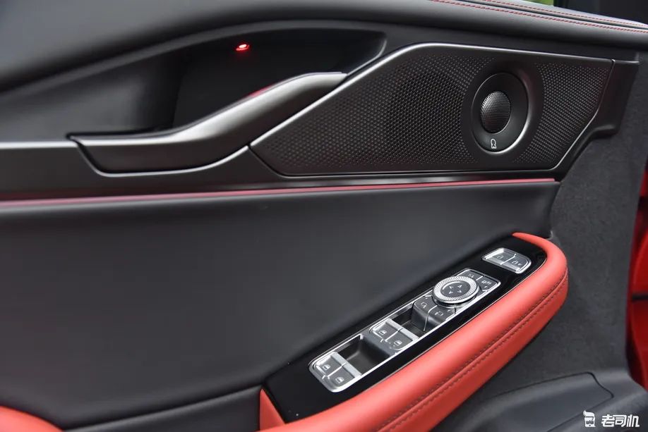 林肯顶级豪华轿车,林肯27寸大屏幕新车