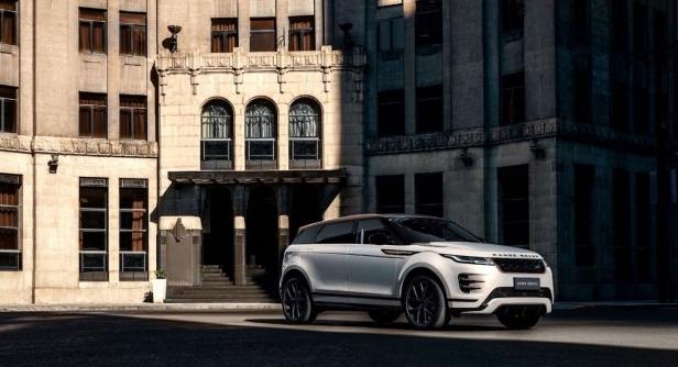 路虎揽胜极光l首发版沉浸式体验,揽胜极光l2024款沉浸式体验