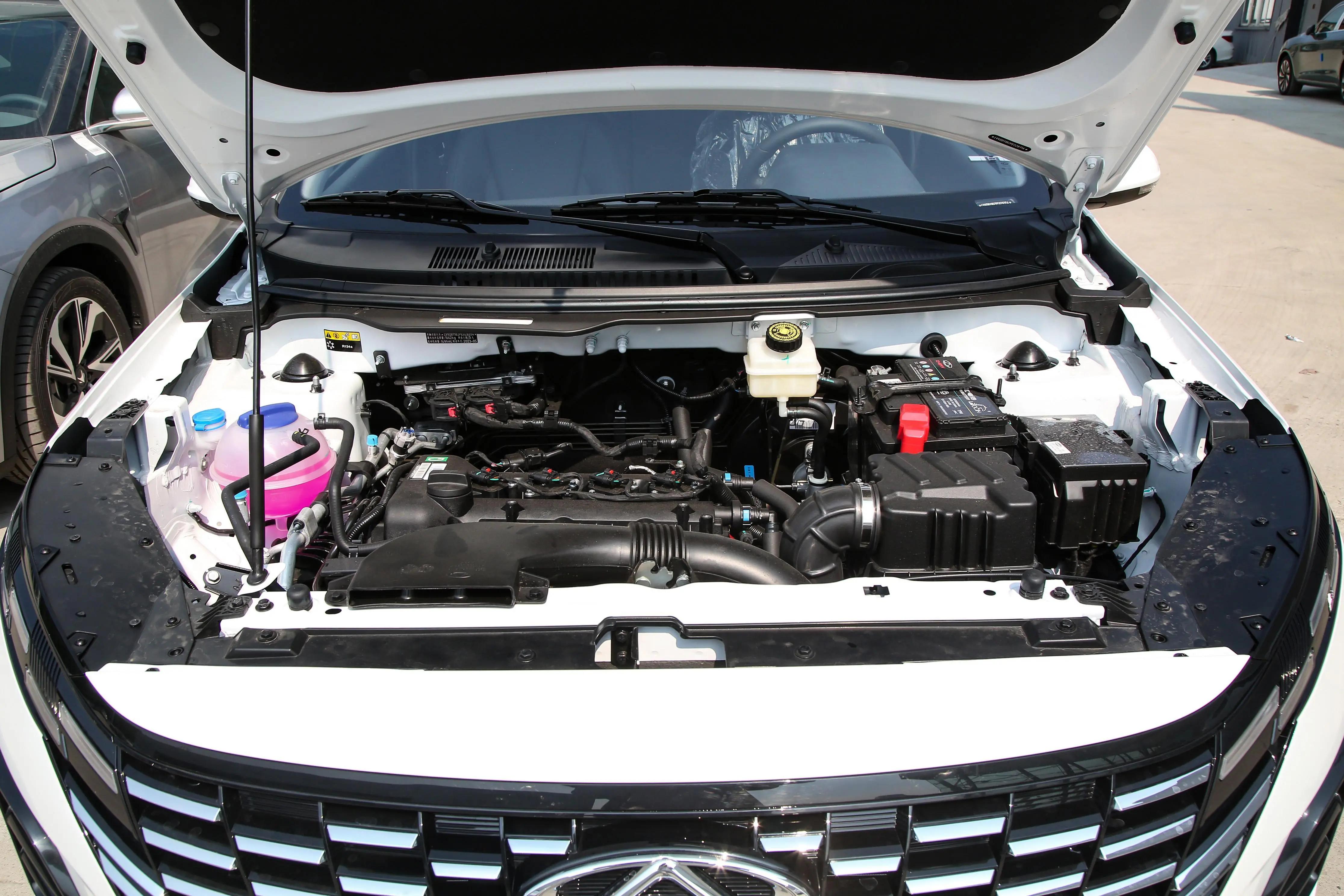 瑞虎3x五万元级的代步神车,瑞虎3x高配版值得购买吗