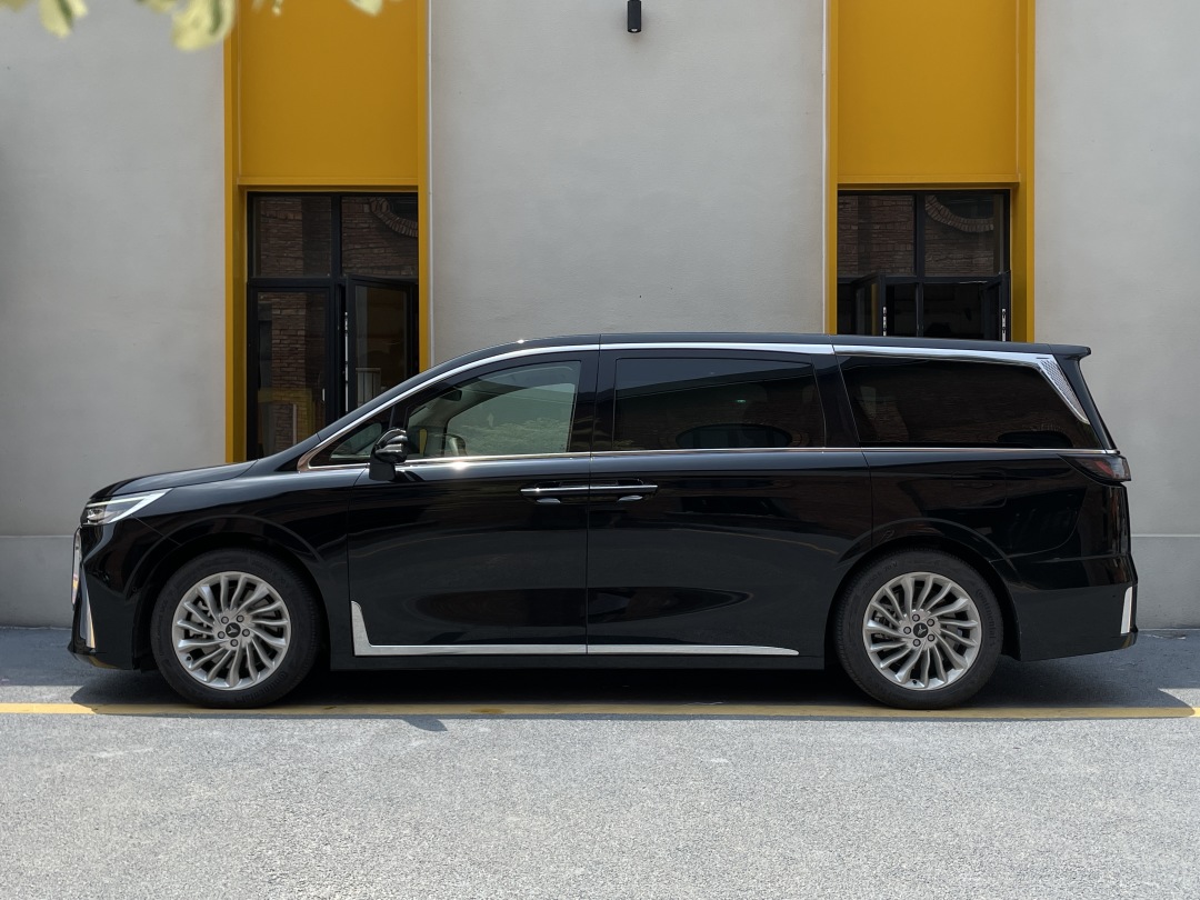 试驾岚图梦想家增程版,最新岚图梦想家深度试驾