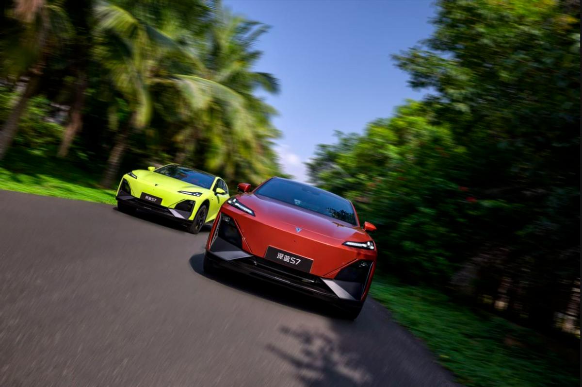 深蓝S7城际穿越从重庆到成都“超级增程”彰显技术实力