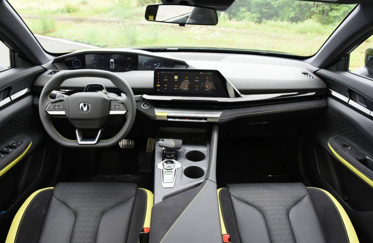 10-40万这4款车性价比极高,又实用又有面子10万块首选这3款车