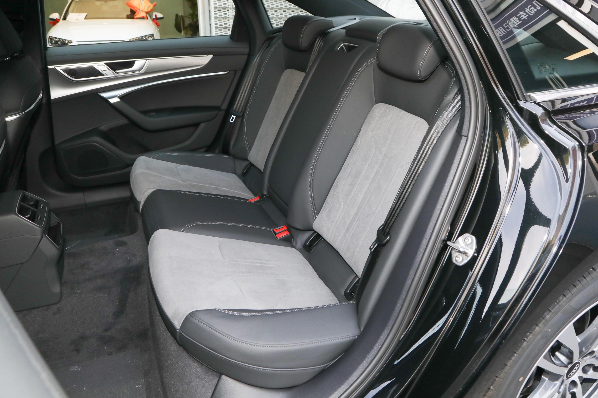 奥迪a6l40tfsi值得入手吗,40tfsi动力够用吗