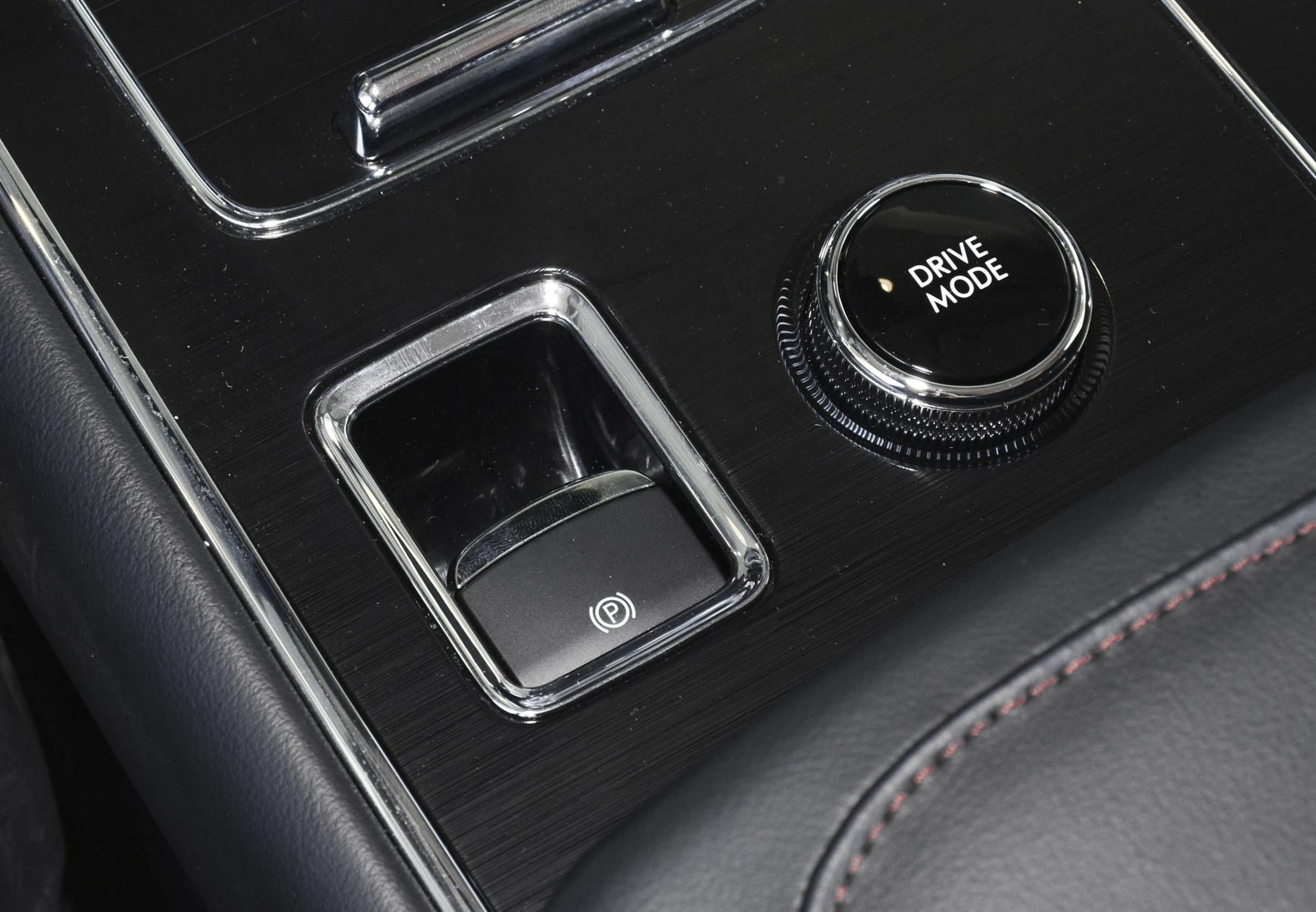 林肯飞行家报价及配置图,林肯飞行家10at变速箱咋样