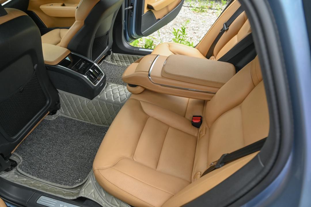 沃尔沃s90t5二手车值得购买吗,8万公里的沃尔沃s90t5值得买吗