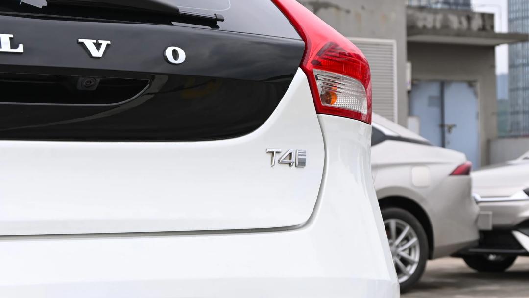 10万左右二手代步车买什么车好,10万左右的车沃尔沃