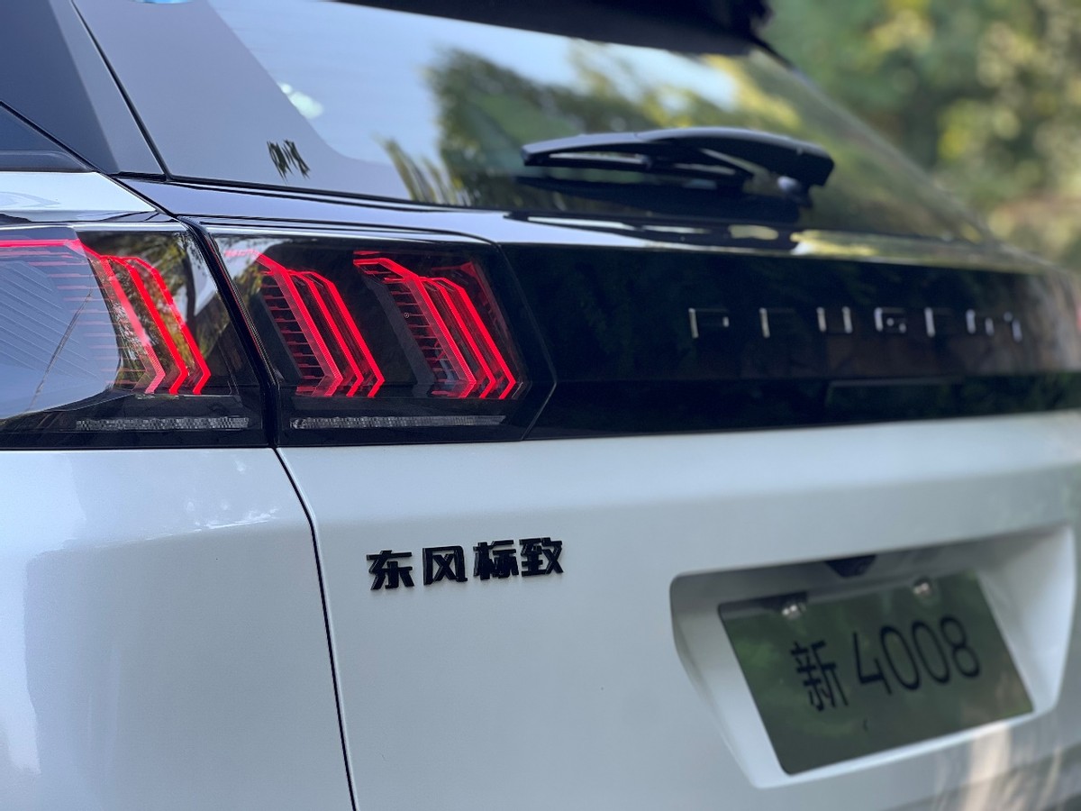 全新标致4008抢先试驾,标致4008新款降价了吗