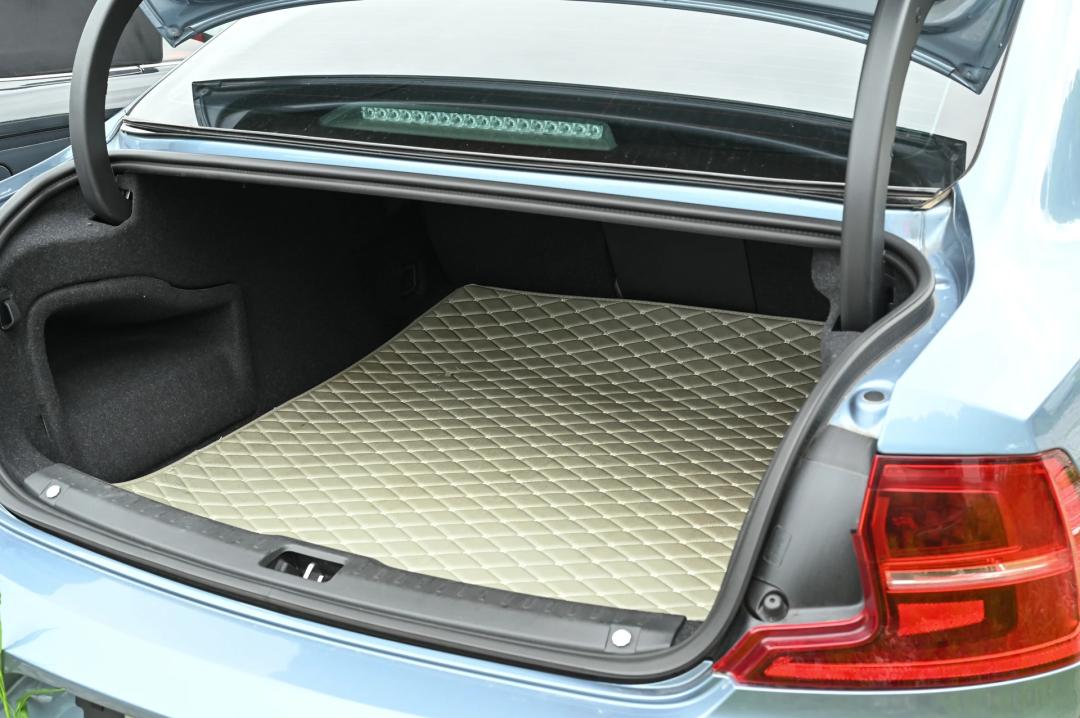 沃尔沃s90t5二手车值得购买吗,8万公里的沃尔沃s90t5值得买吗