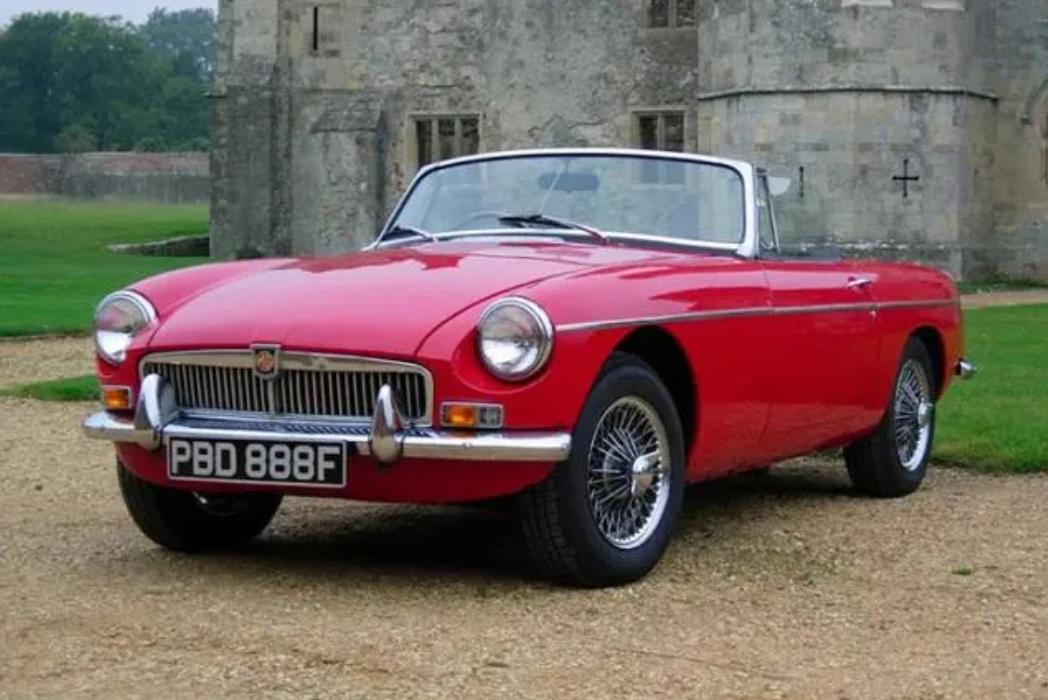 mgcyberster鏁炵,涓浗浜鸿嚜宸辩殑璺戣溅