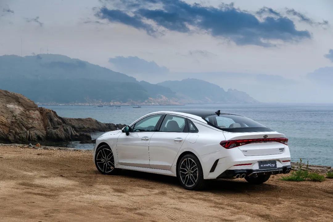 汽车什么情况下做动平衡,汽车前后轮调换需要做动平衡吗