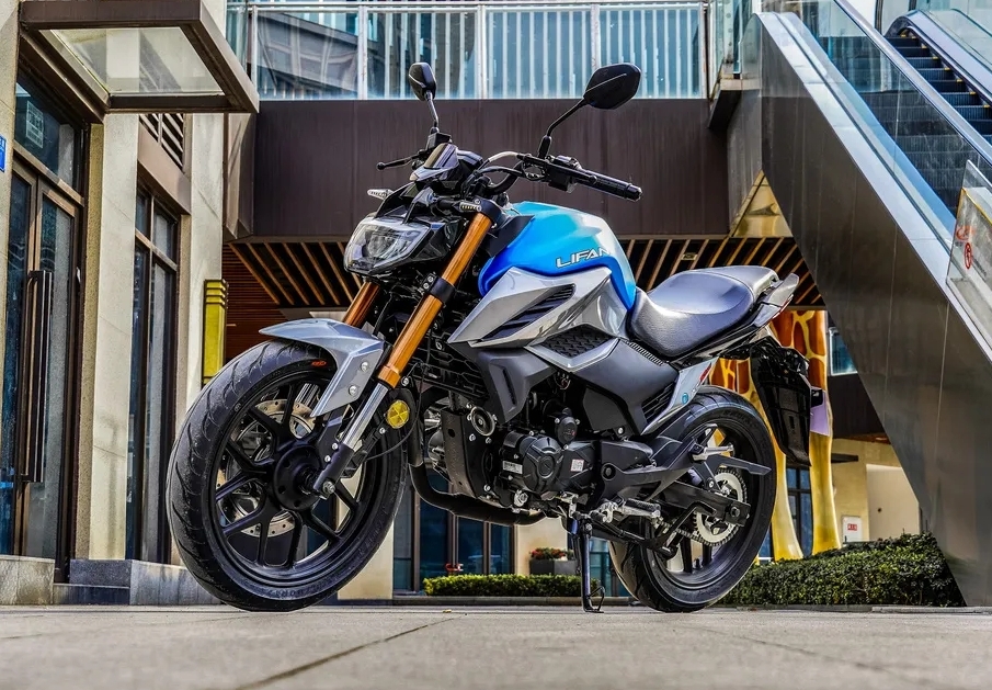 9980水冷150踏板摩托车推荐,价格低好看的150排量街车