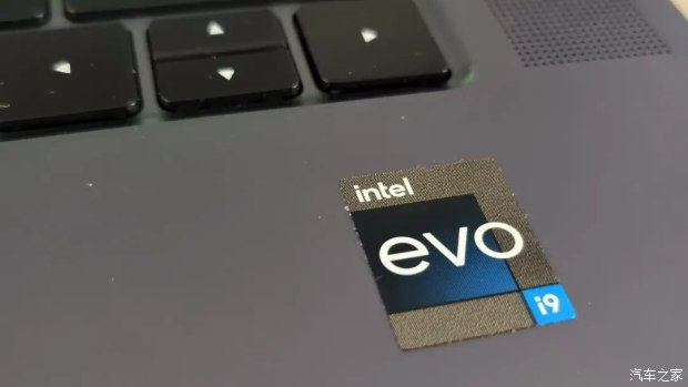 凡尔赛c5xfm版上市,凡尔赛c5x与途岳比较哪个好