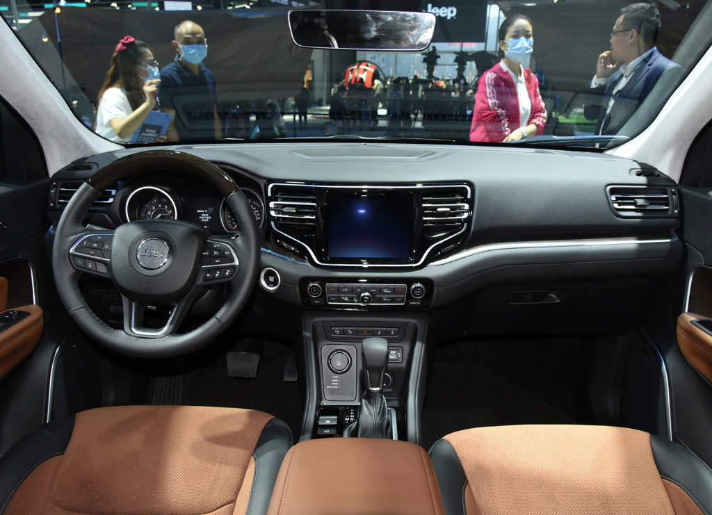 新款大指挥官竞争力如何能否助力Jeep实现触底反弹